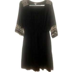 Old Navy Shift Dress 3/4 Sleeve Embroidered Boho Black White Size Large